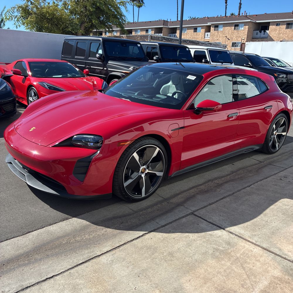 2023 Porsche Taycan