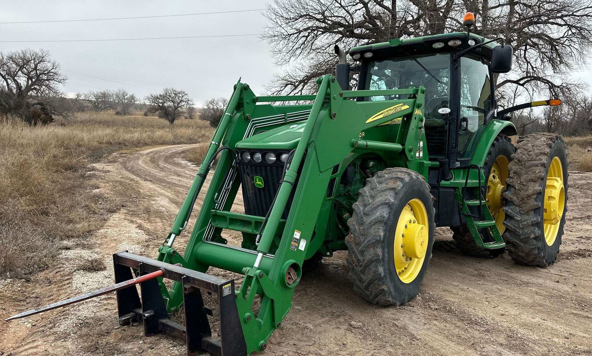 2010 John Deere 8320R Tractor