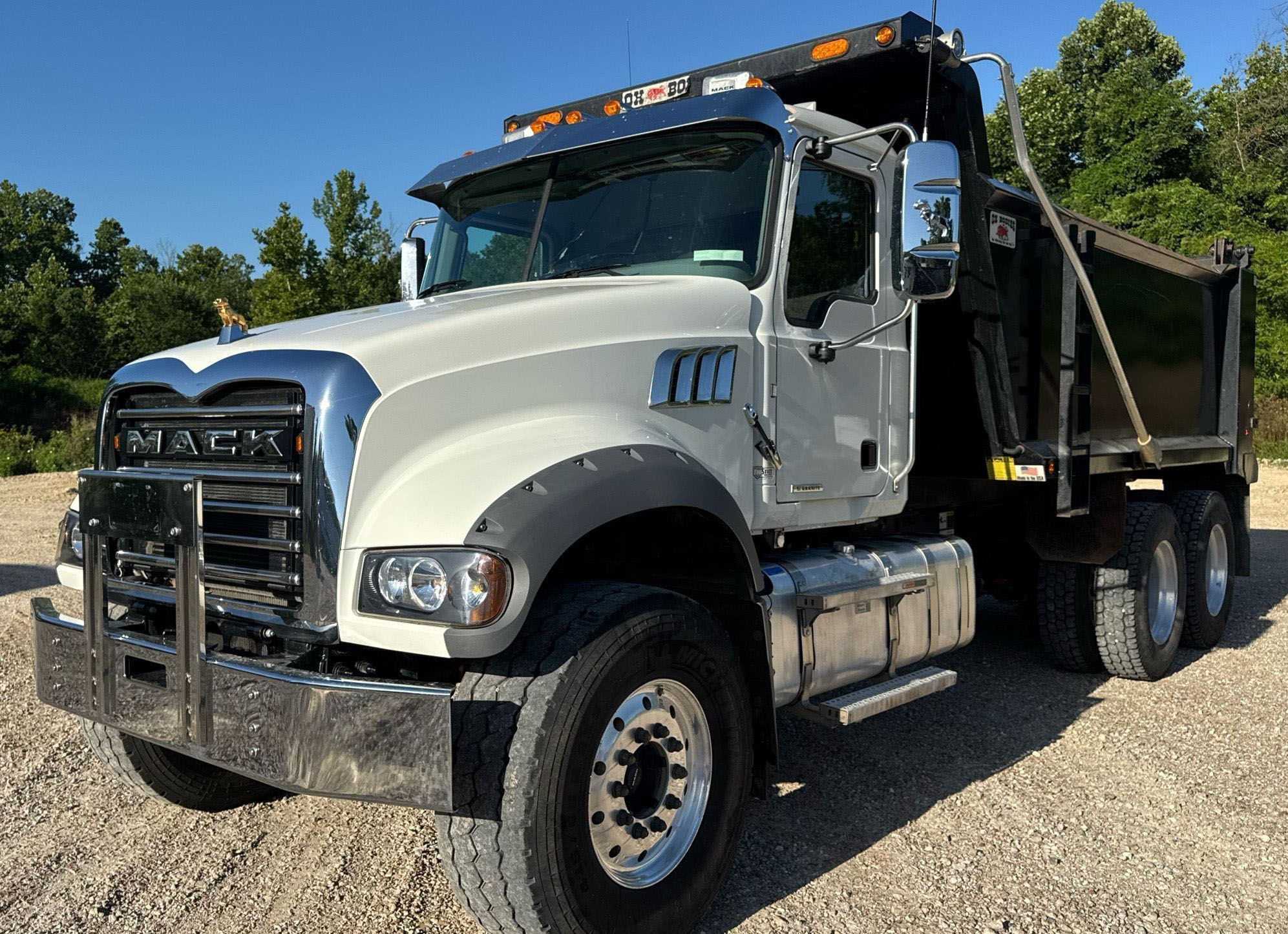 2024 Mack Granite Compactor / Roller