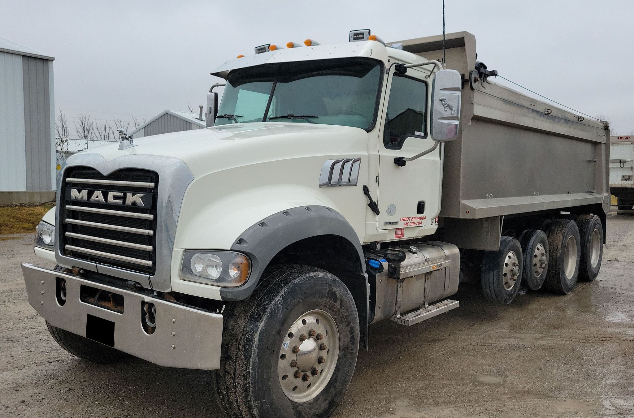 2019 Mack Granite Dump Truck