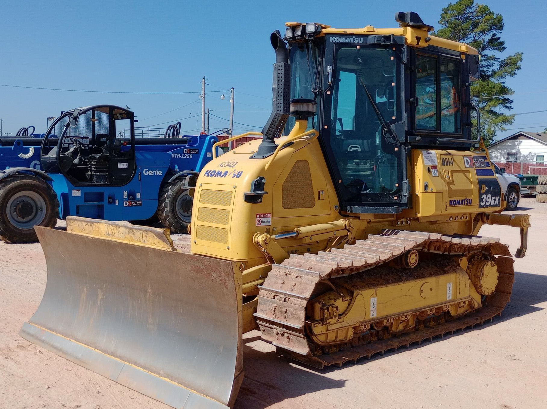 2023 Komatsu D39EX-24 Bulldozer