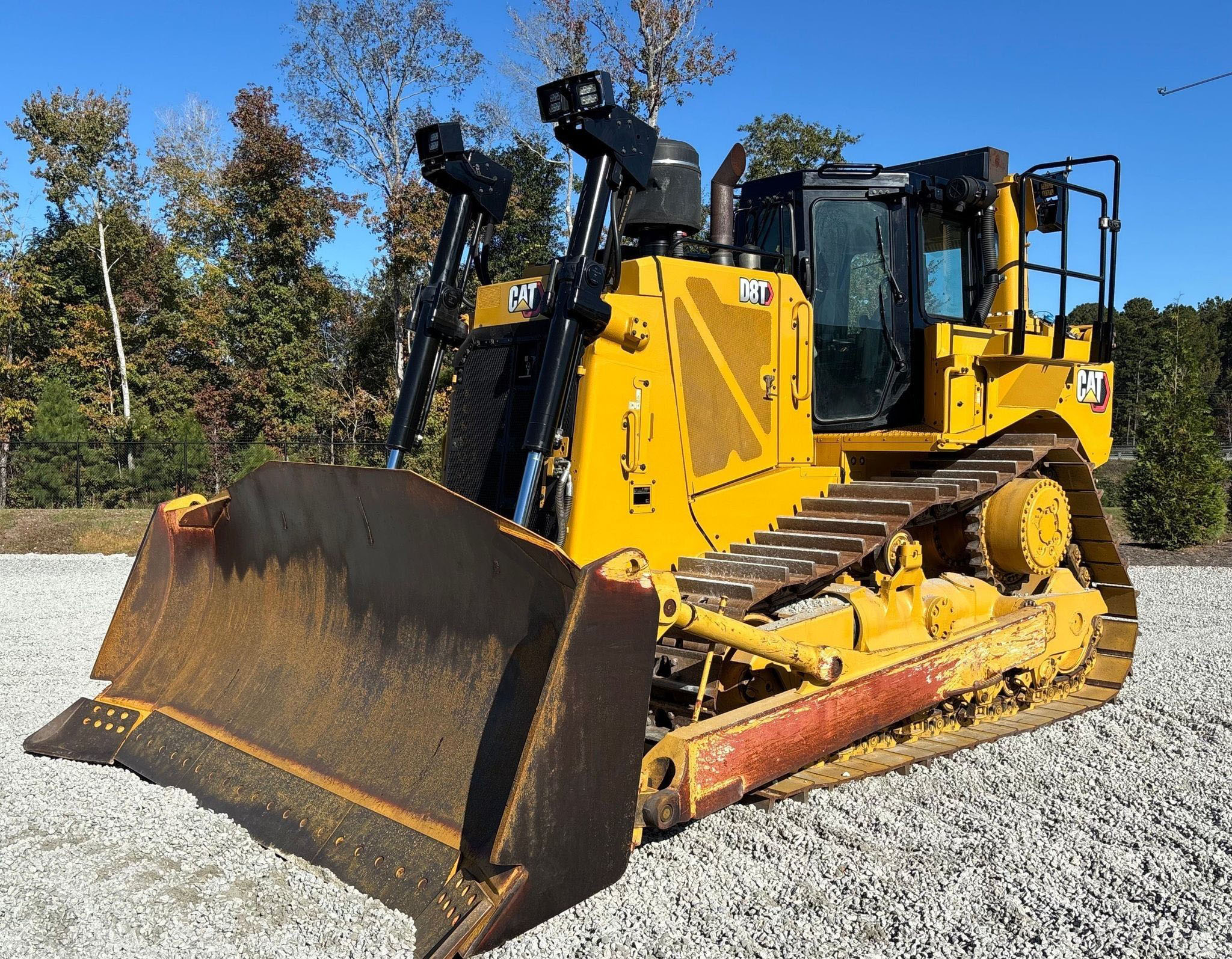 2022 Caterpillar D8T Bulldozer