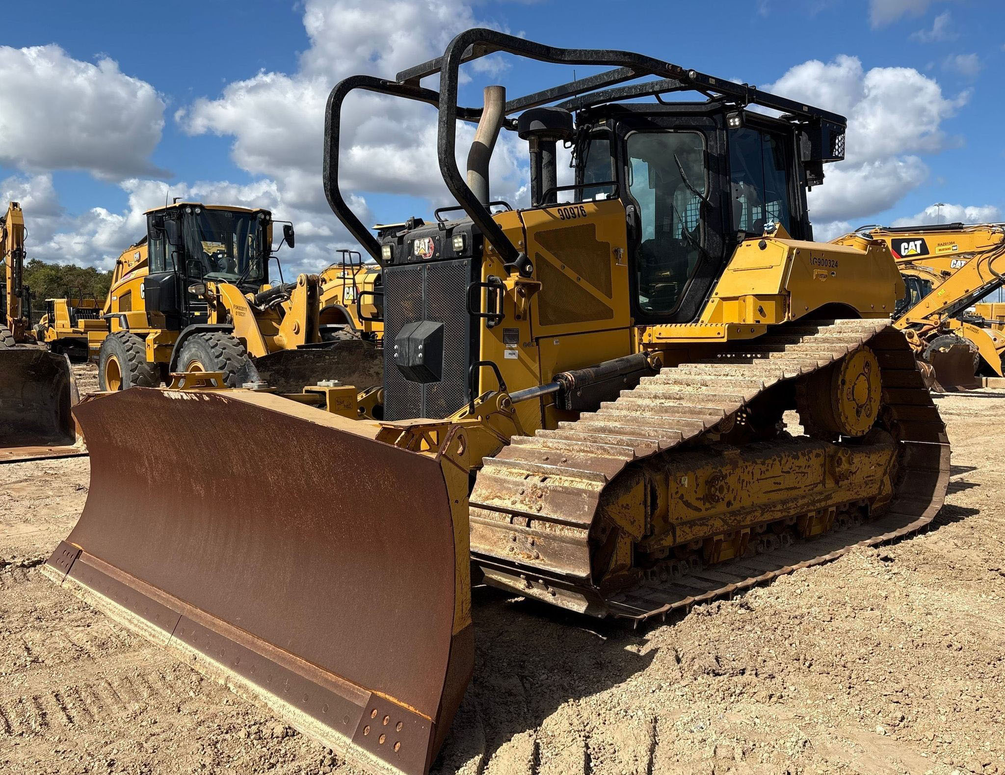 2020 Caterpillar D6 Bulldozer