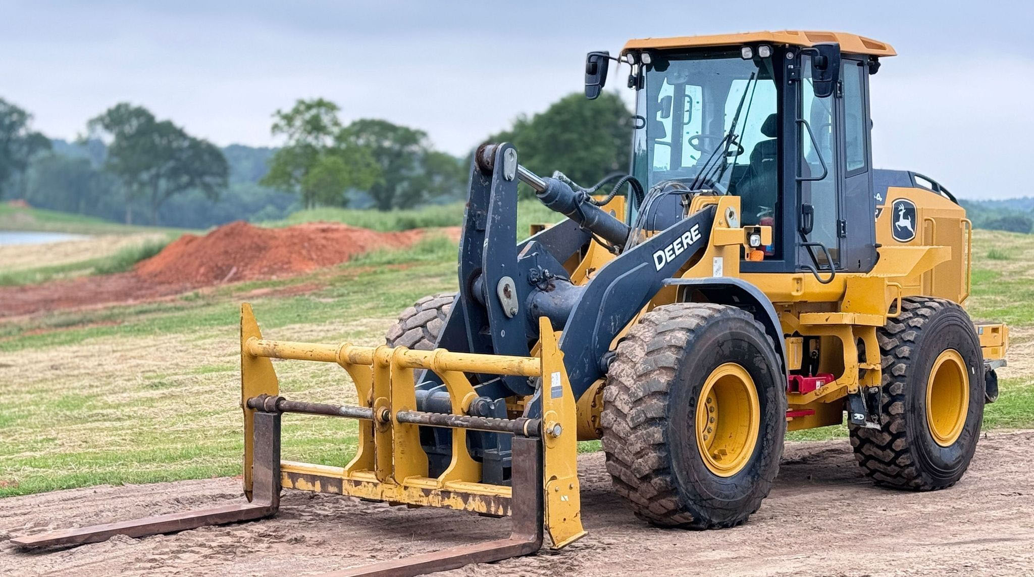 2022 John Deere 544 Wheel Loader