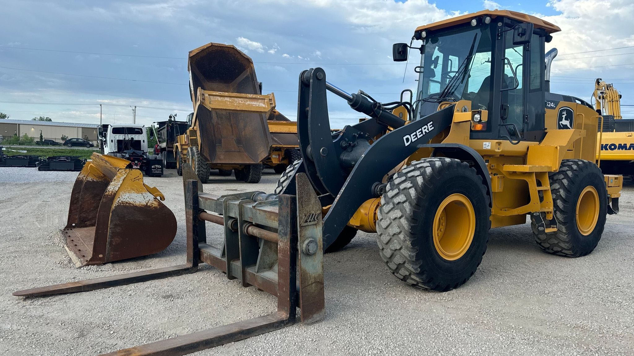 2019 John Deere 624L Wheel Loader