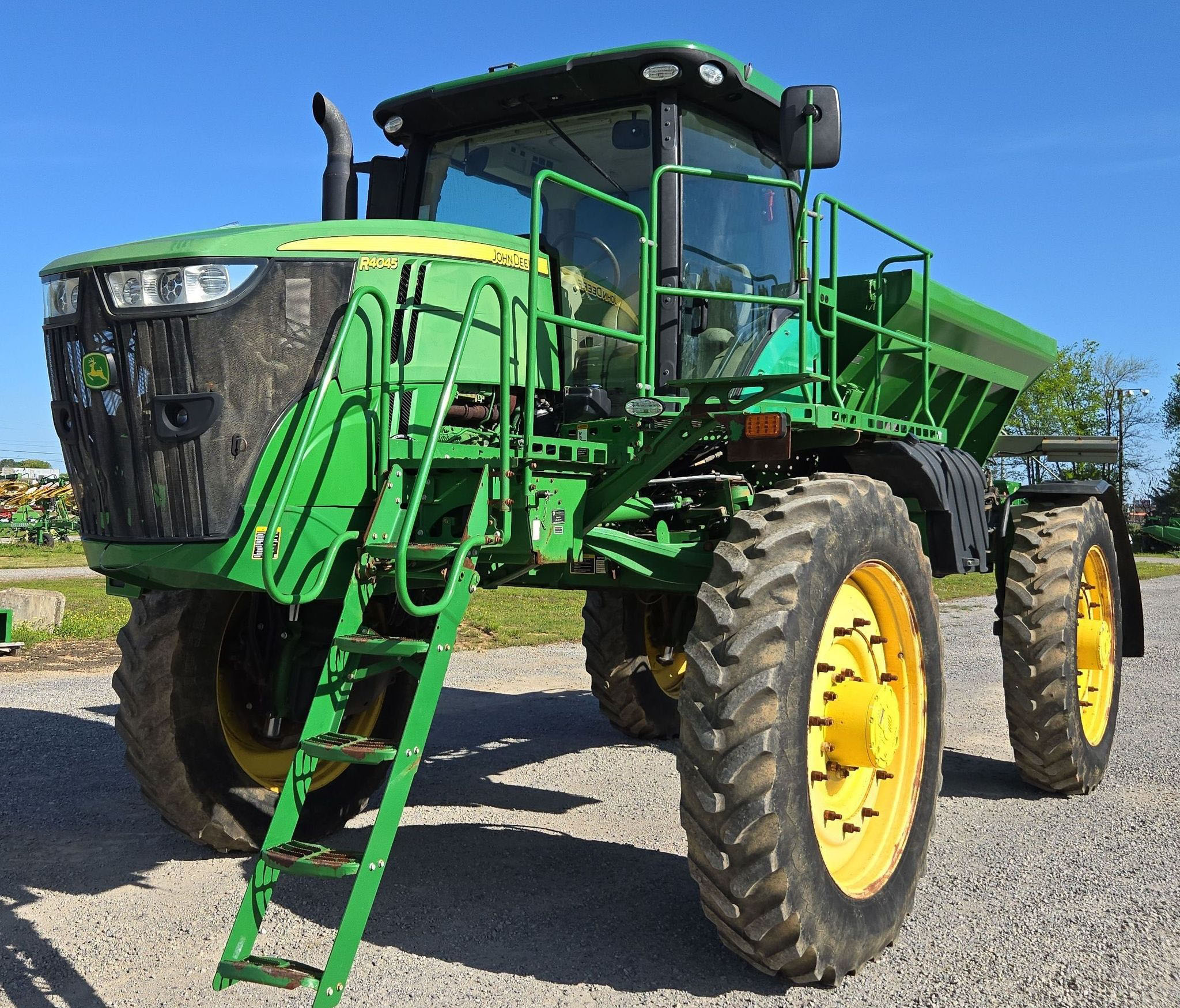 2019 John Deere R4045