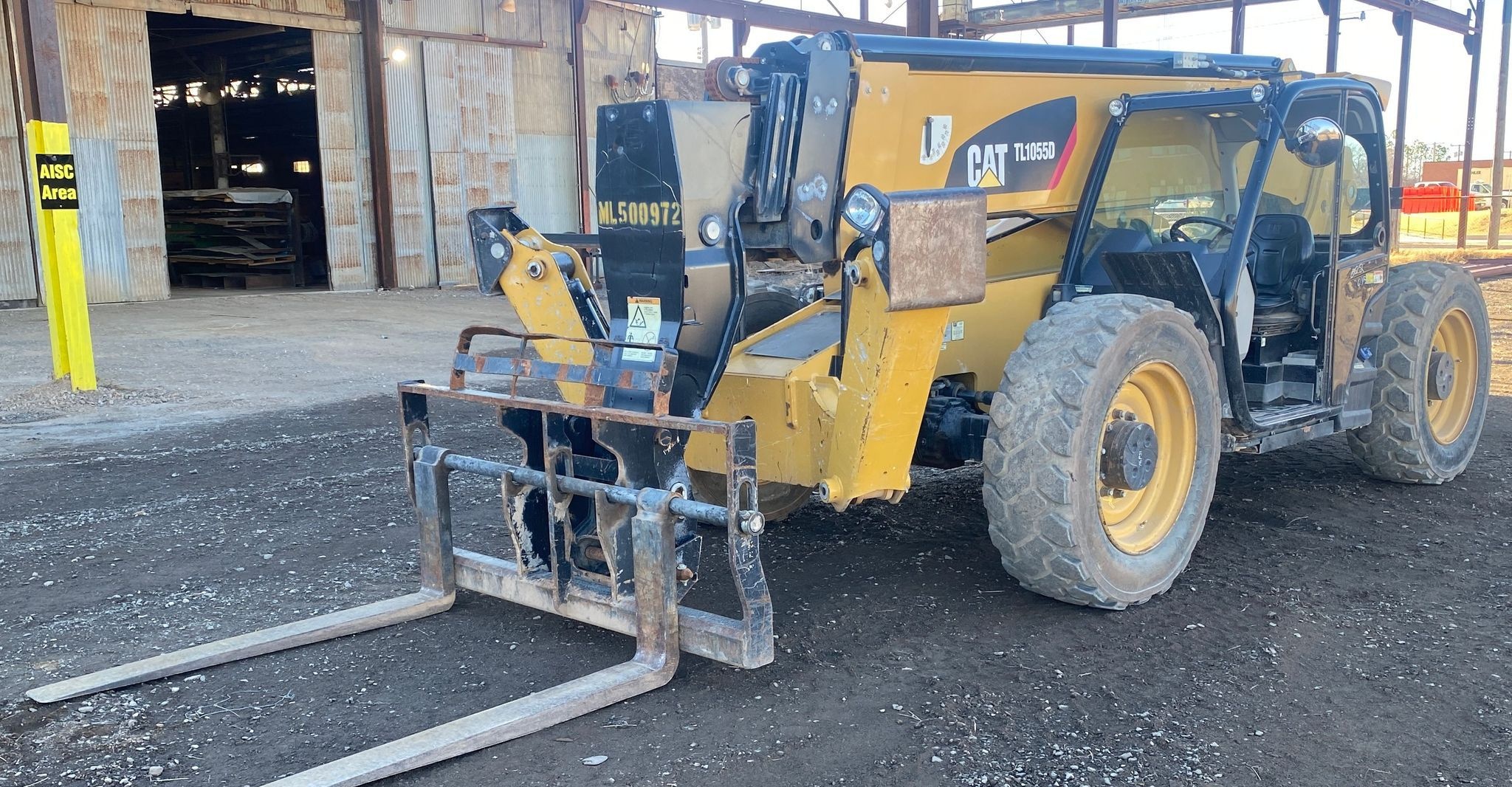 2017 Caterpillar TL1055D Telehandler