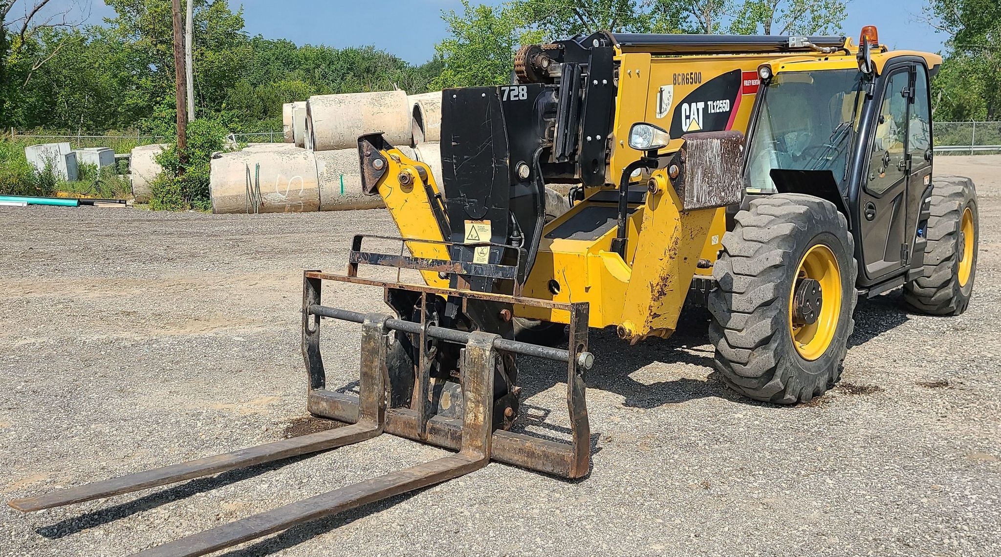 2017 Caterpillar TL1255D Telehandler