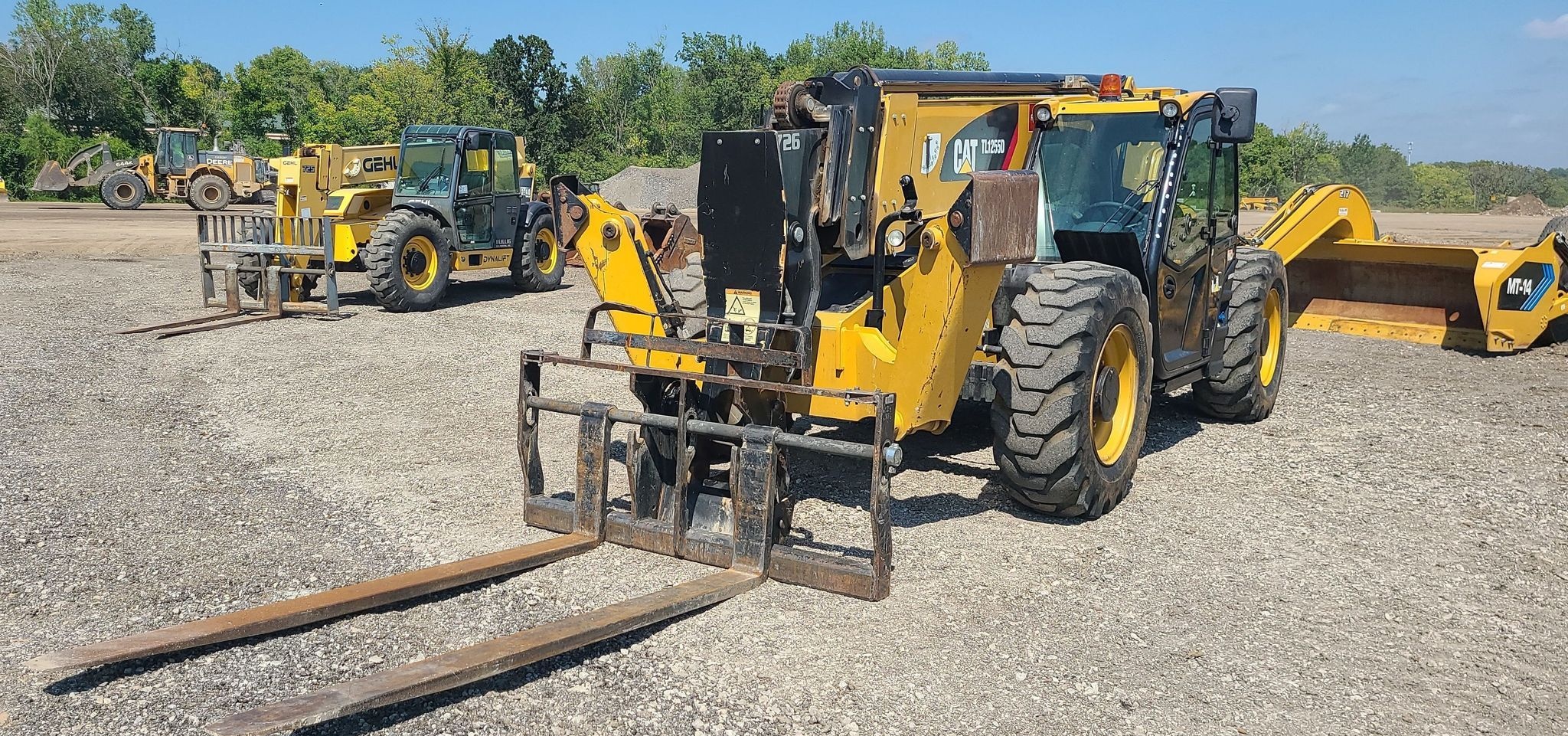 2018 Caterpillar TL1255D Telehandler