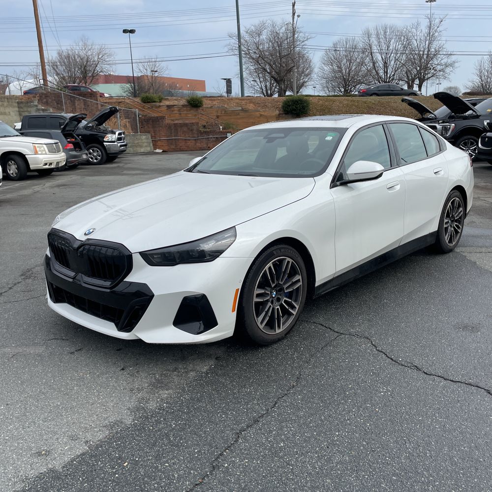 2024 BMW 5-Series 540i xDrive
