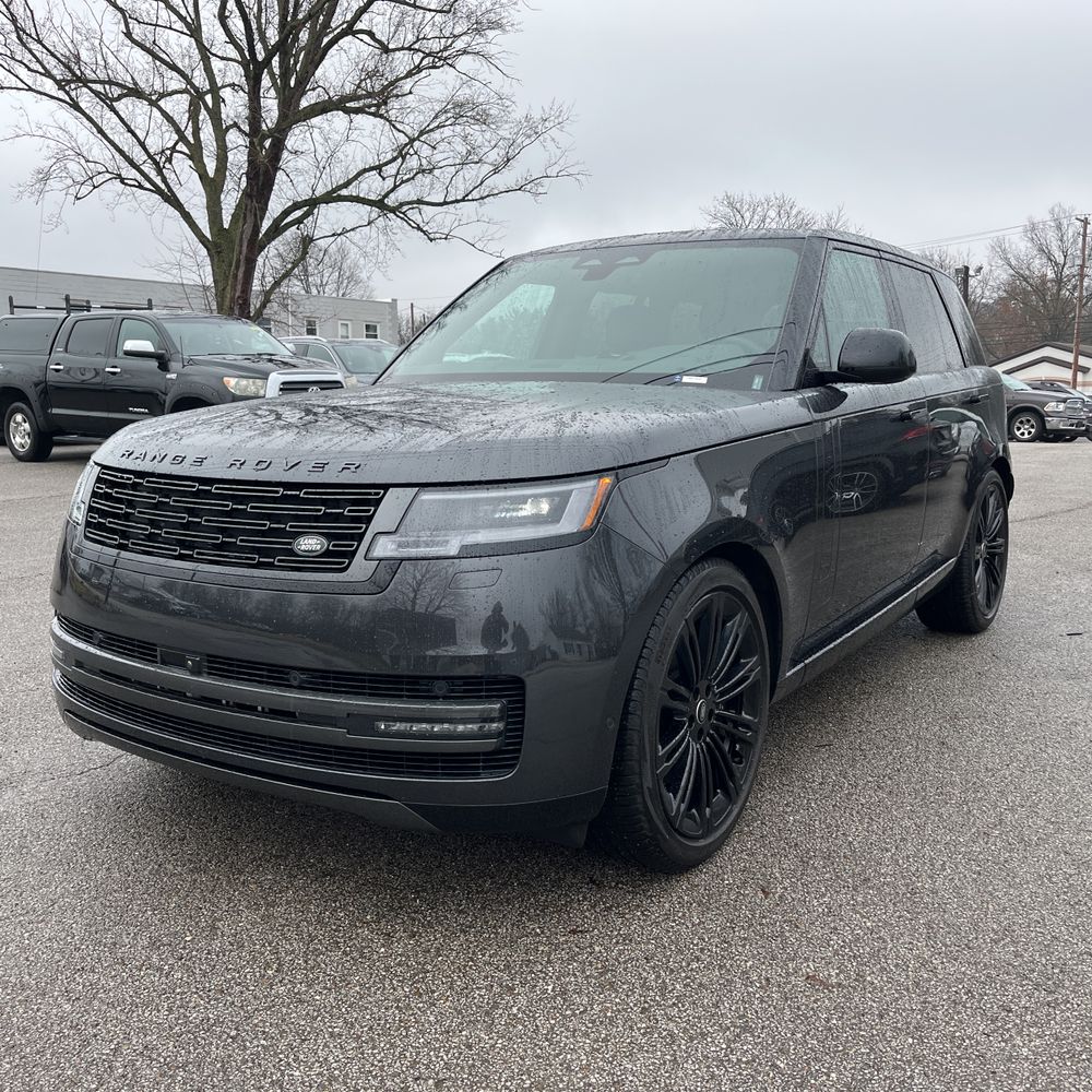 2024 Land Rover Range Rover P530 SE