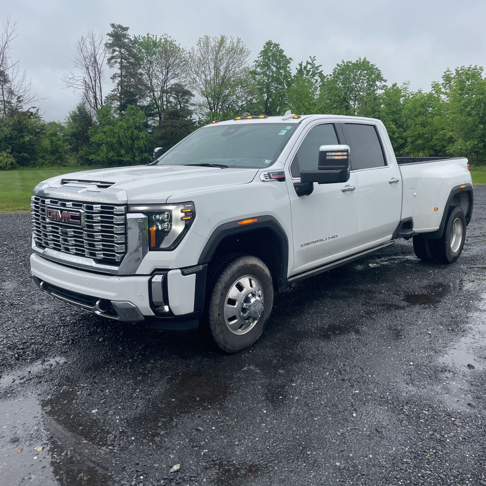 2024 GMC Sierra 3500HD Denali