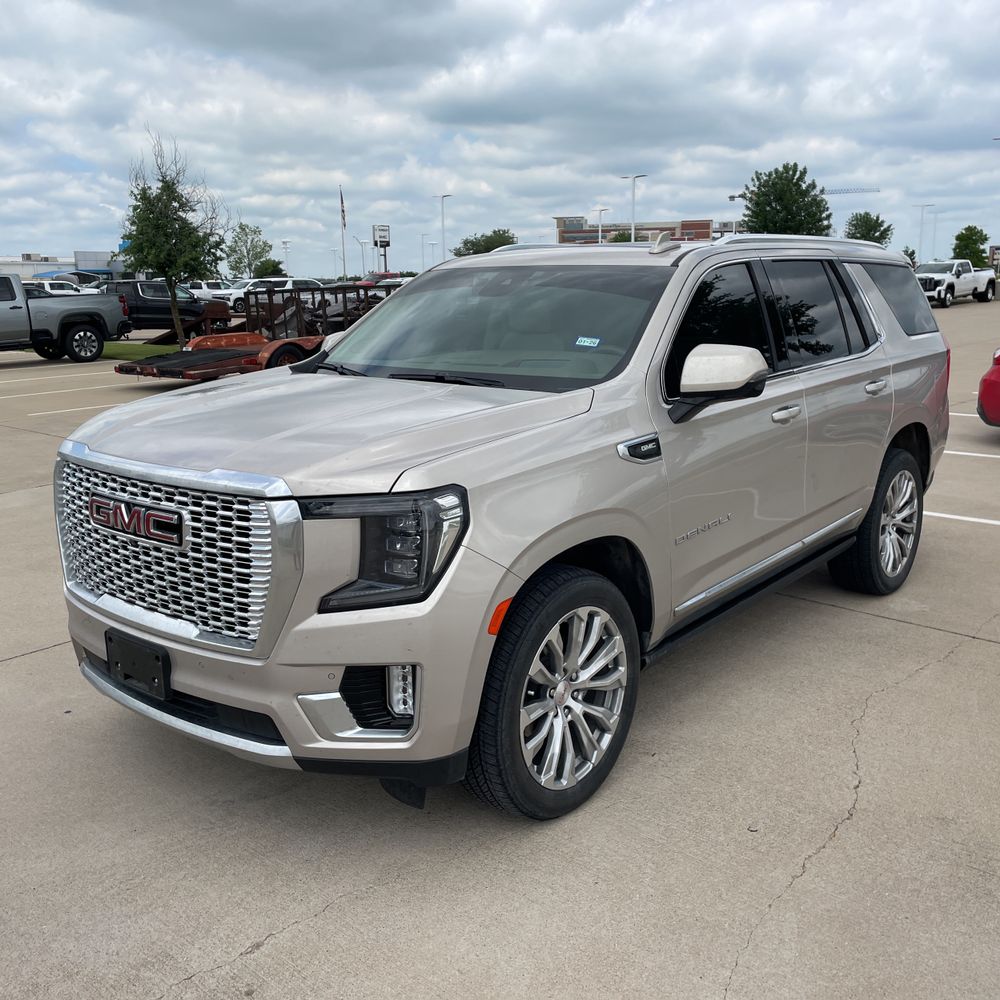 2023 GMC Yukon Denali