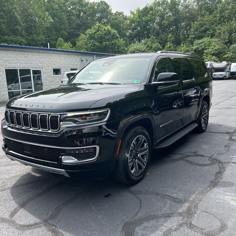 2024 Jeep Wagoneer L Series II