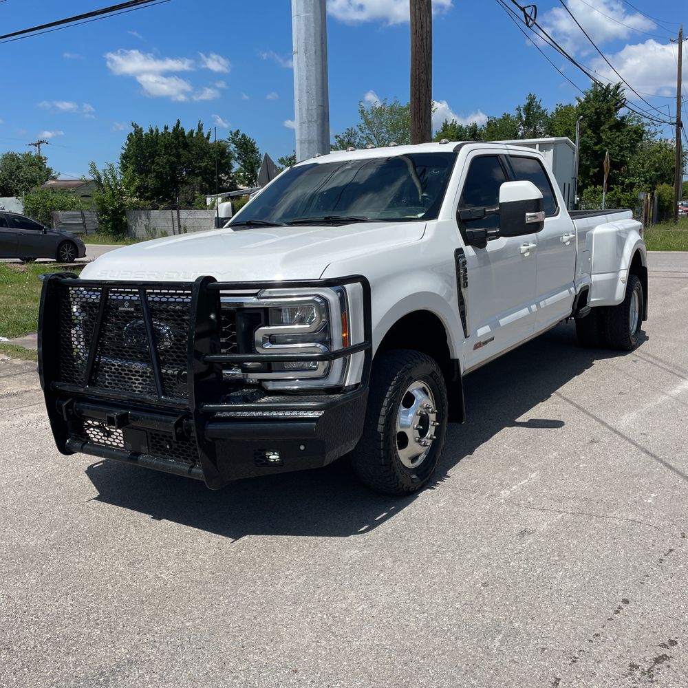 2023 Ford F-350 Super Duty Lariat