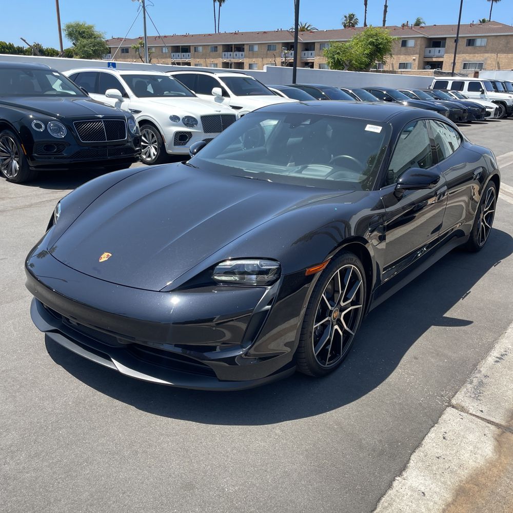 2024 Porsche Taycan Base