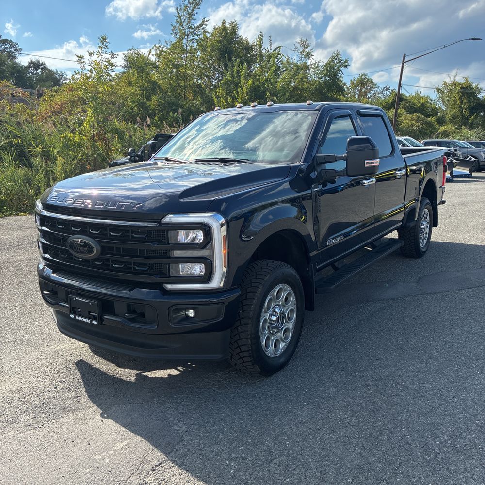 2024 Ford F250 S/D Lariat