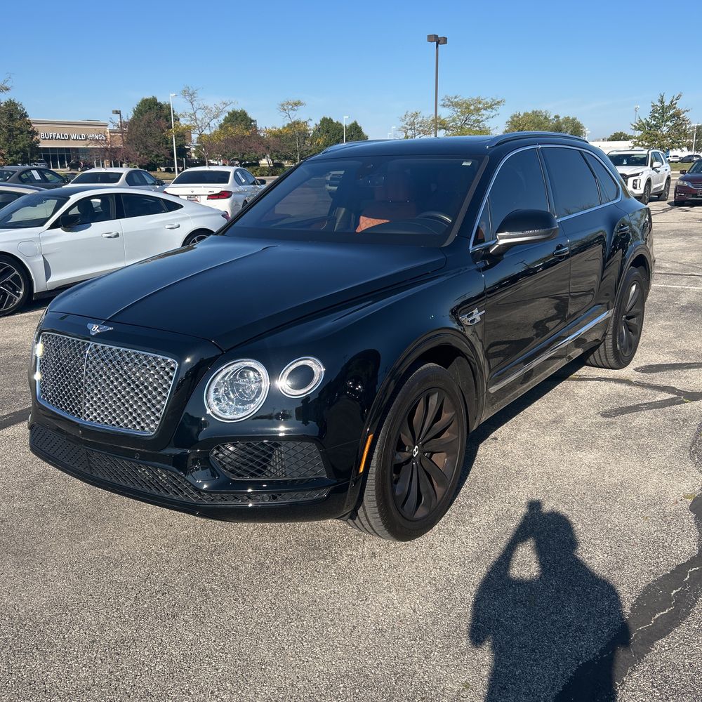 2017 Bentley Bentayga Base
