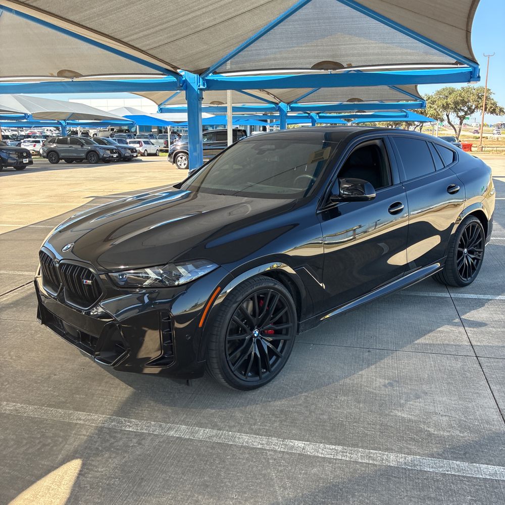 2025 BMW X6 M60i xDrive