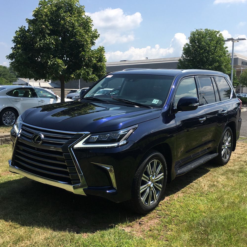 2017 Lexus LX 570