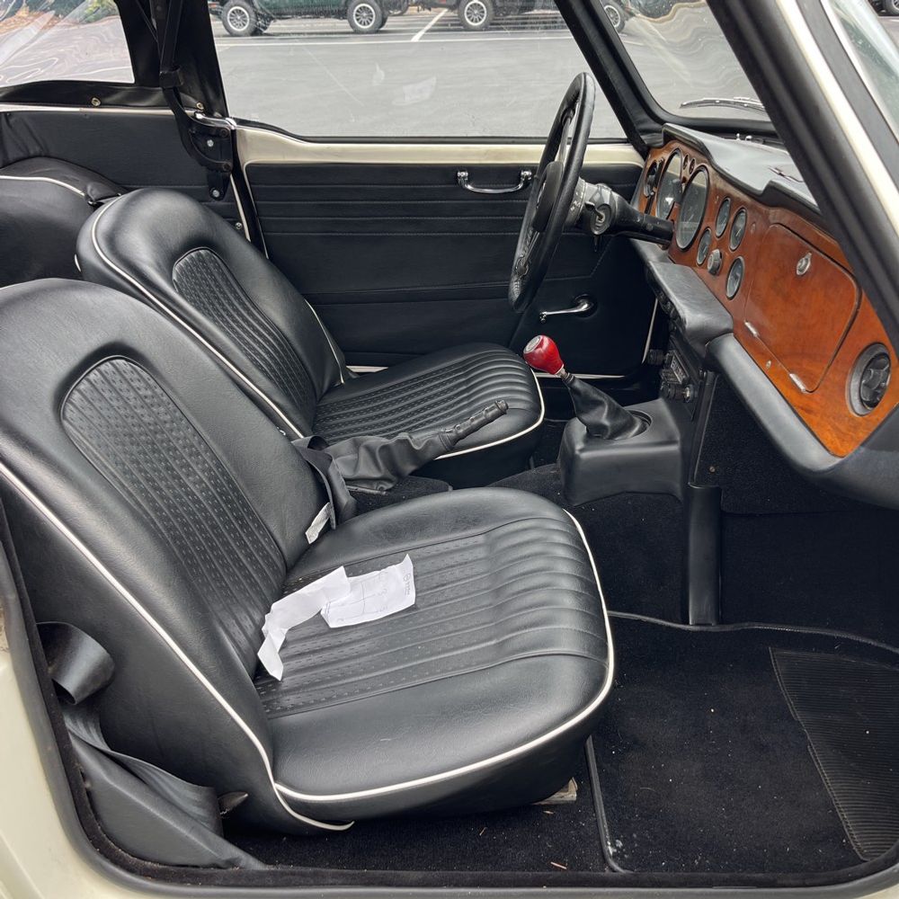 1968 Triumph TR5 PI (2500)