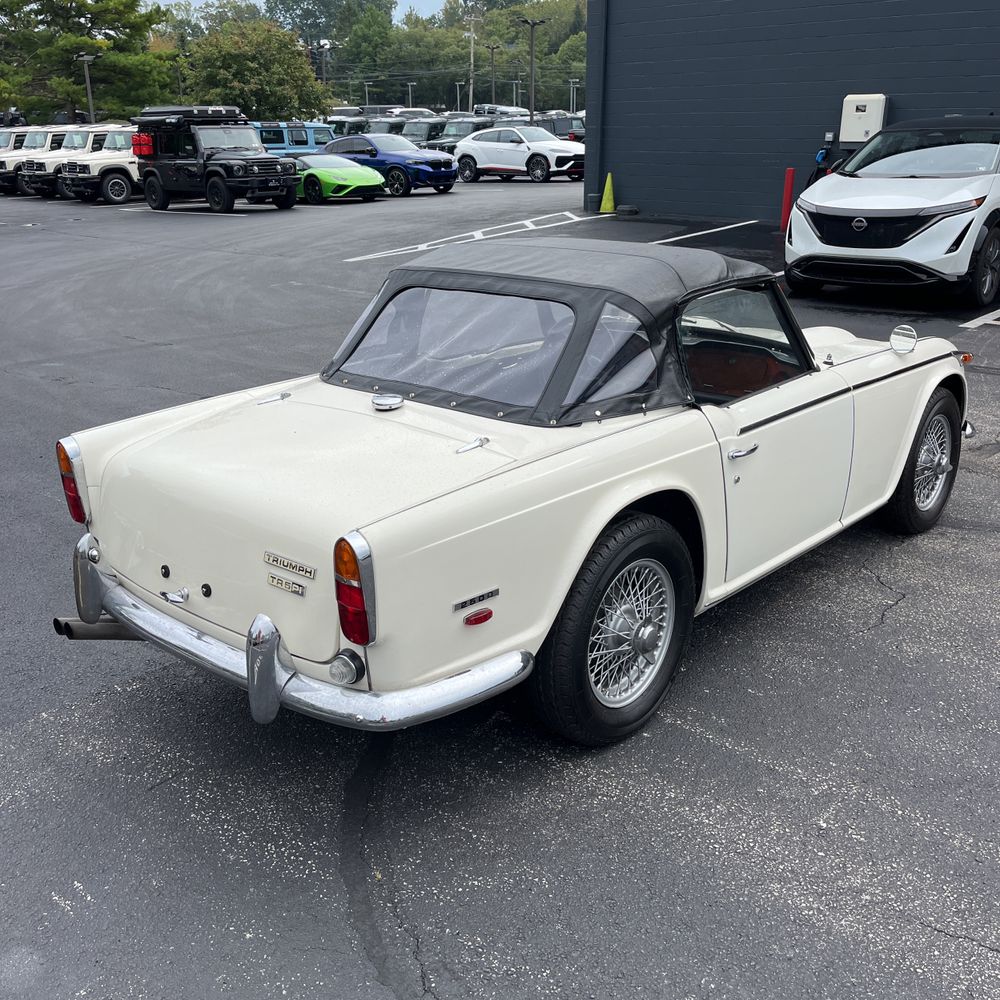 1968 Triumph TR5 PI (2500)