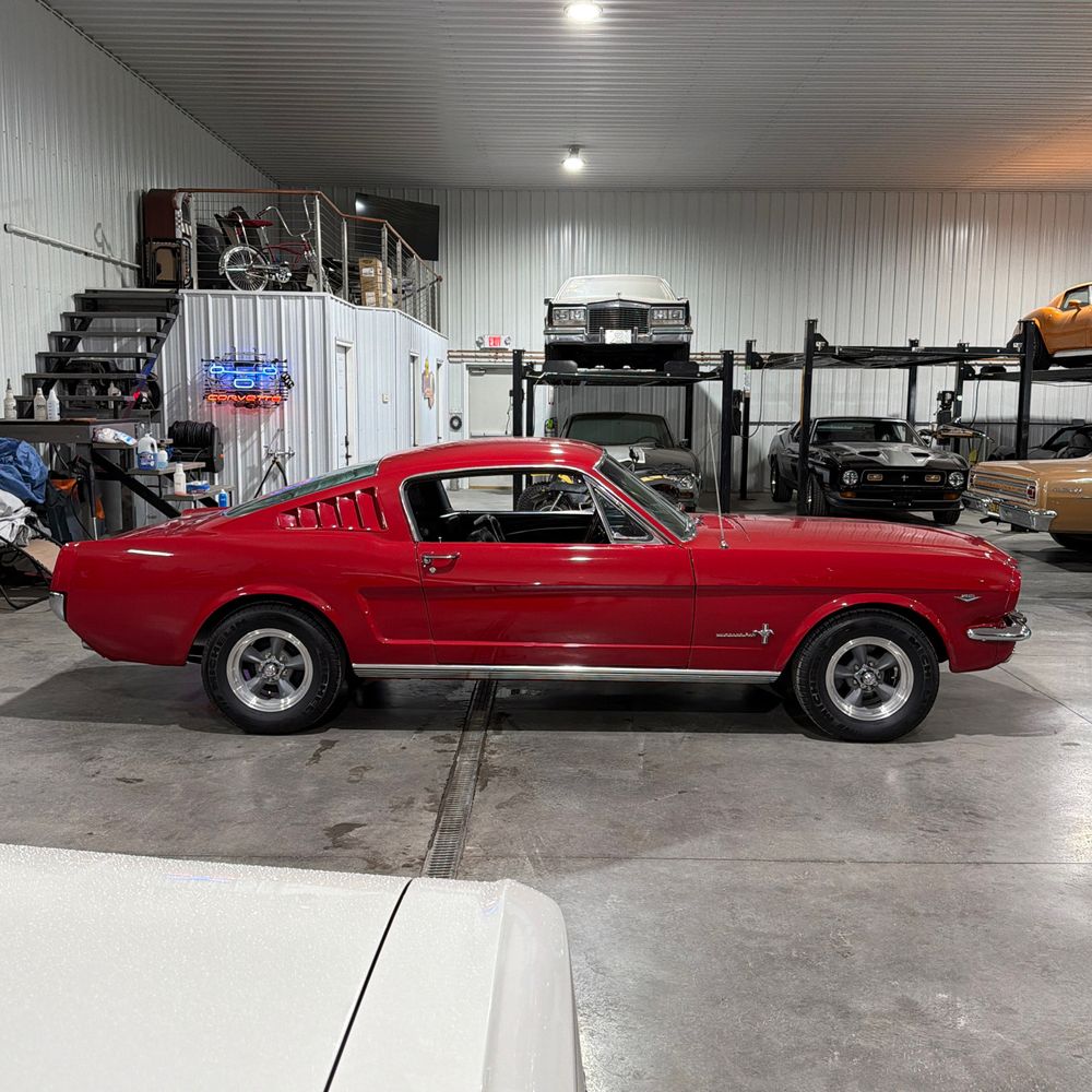 1965 Ford Mustang 2+2 Fastback