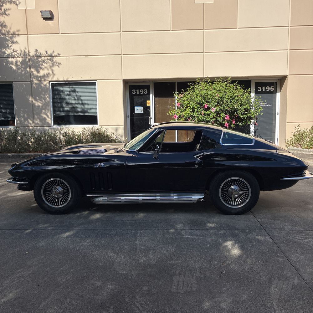 1966 Chevrolet Corvette Base