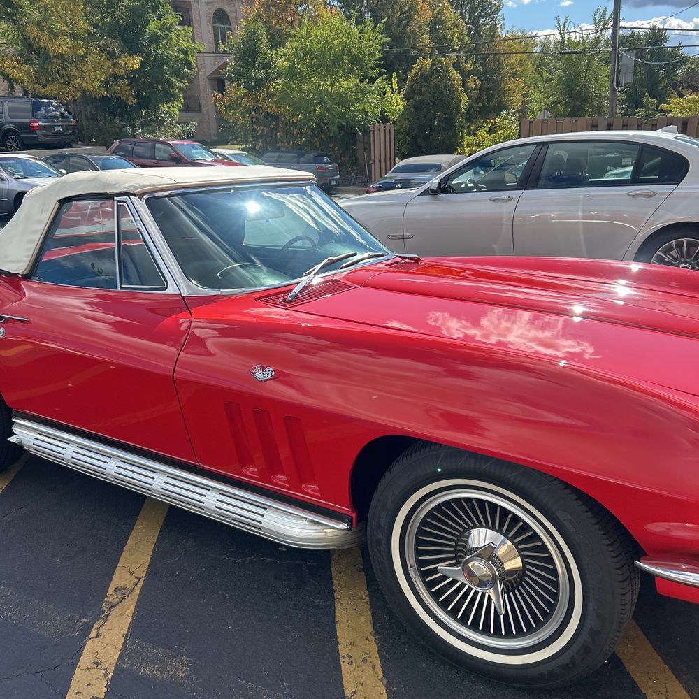 1965 Chevrolet Corvette Sting ray