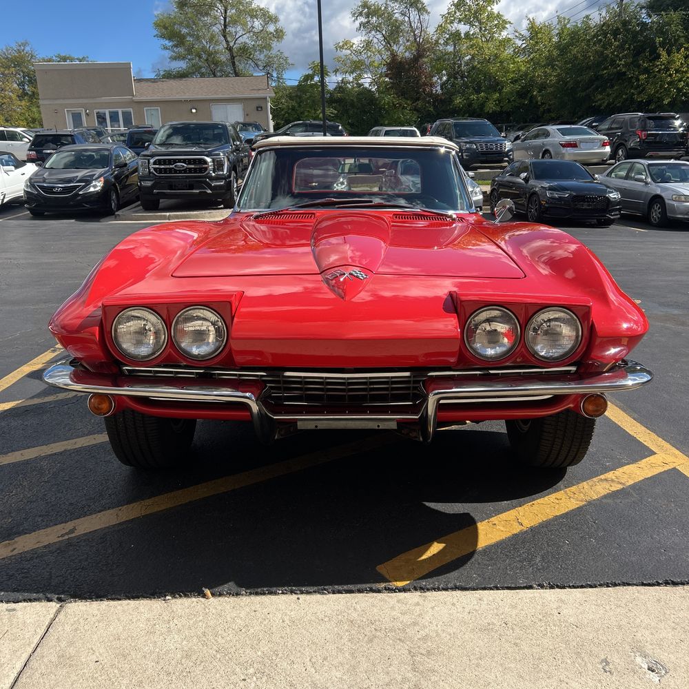 1965 Chevrolet Corvette Sting ray