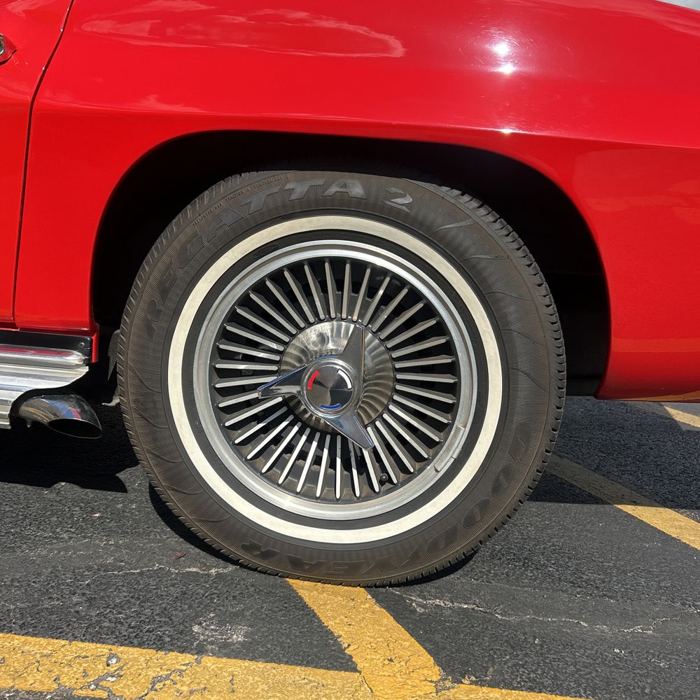 1965 Chevrolet Corvette Sting ray