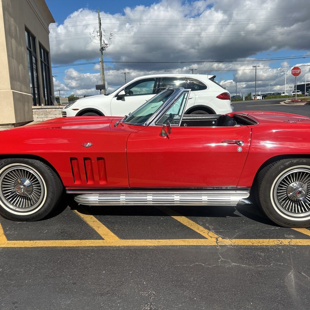 1965 Chevrolet Corvette Sting ray