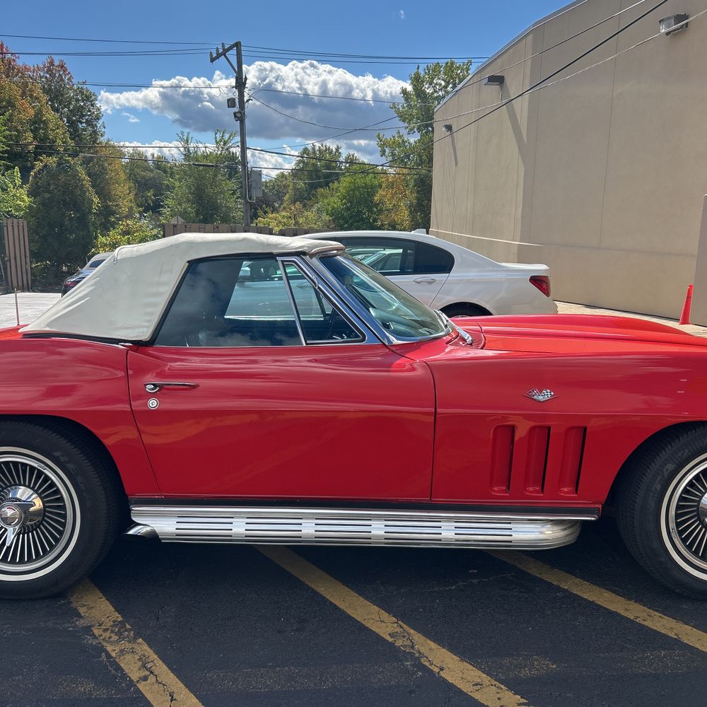 1965 Chevrolet Corvette Sting ray