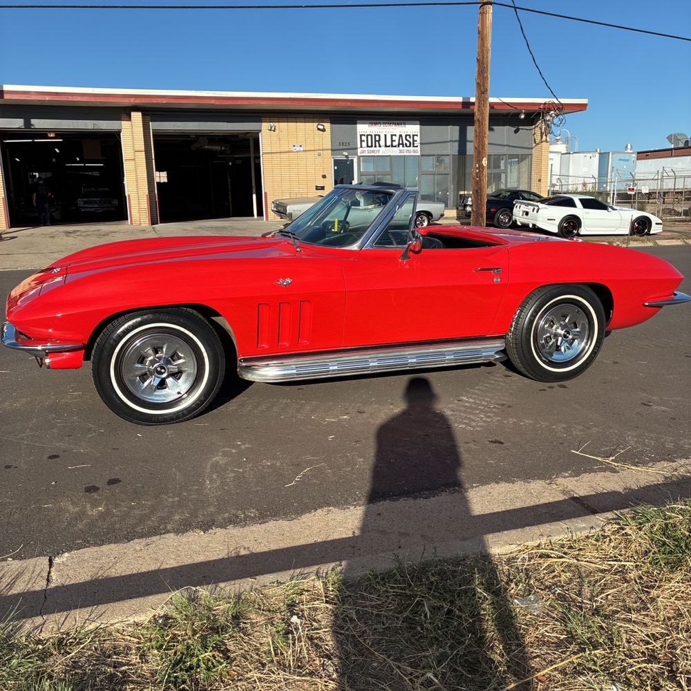1966 Chevrolet Corvette Sting Ray