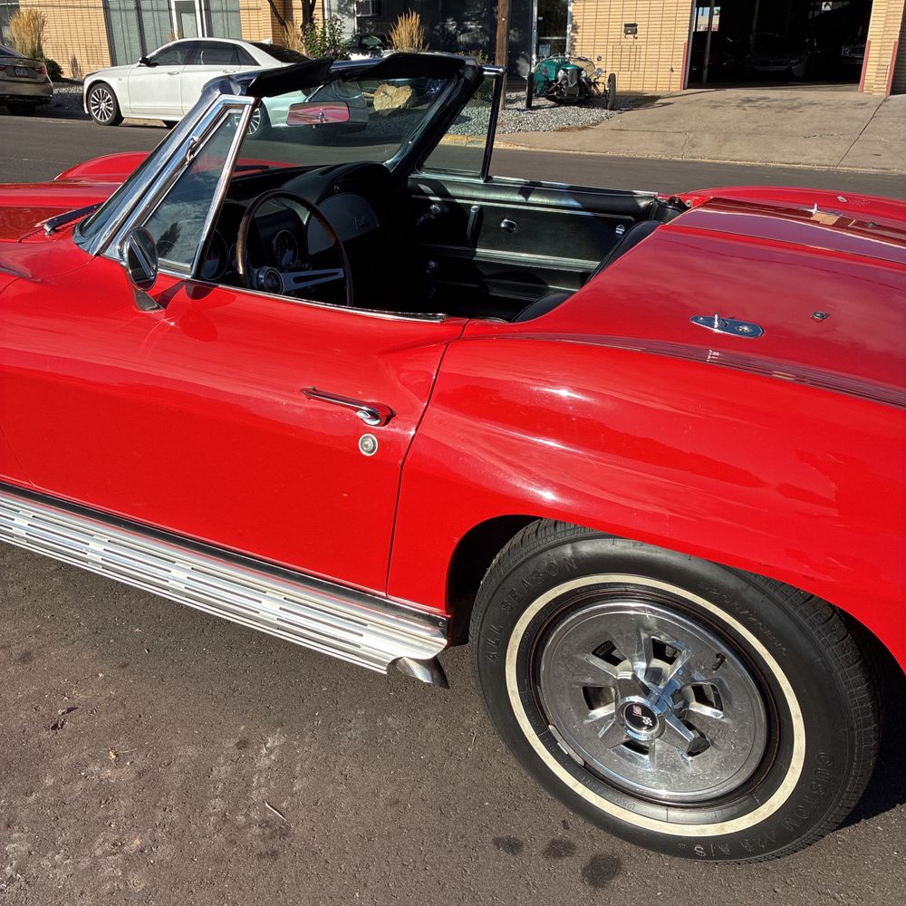 1966 Chevrolet Corvette Sting Ray