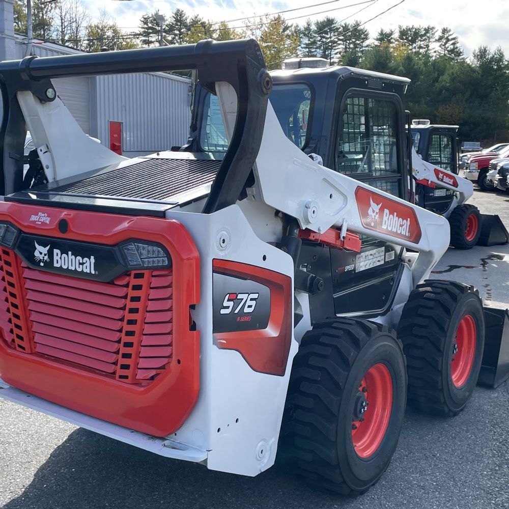 2023 Bobcat S76 Skid-Steer