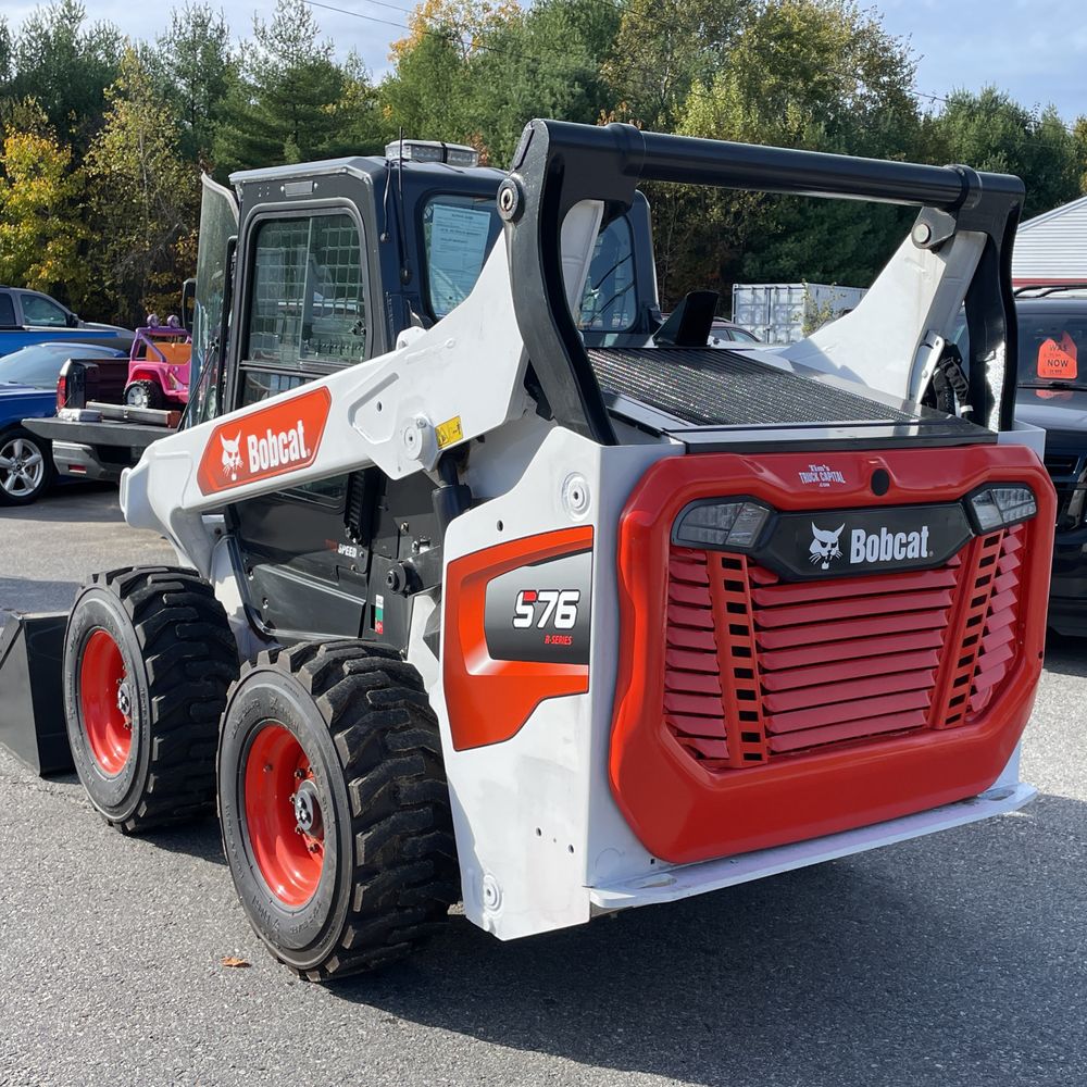 2023 Bobcat S76 Skid-Steer