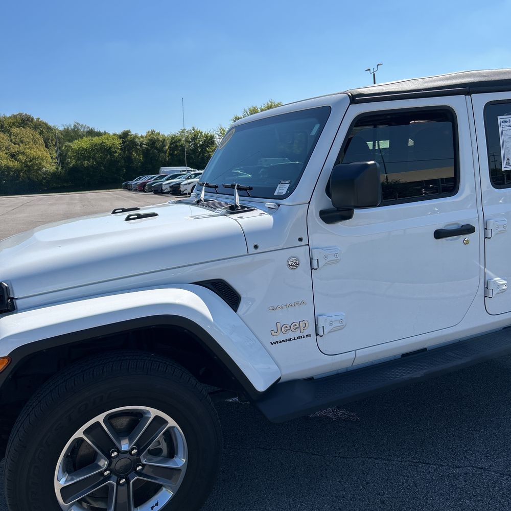 2023 Jeep Wrangler Sahara