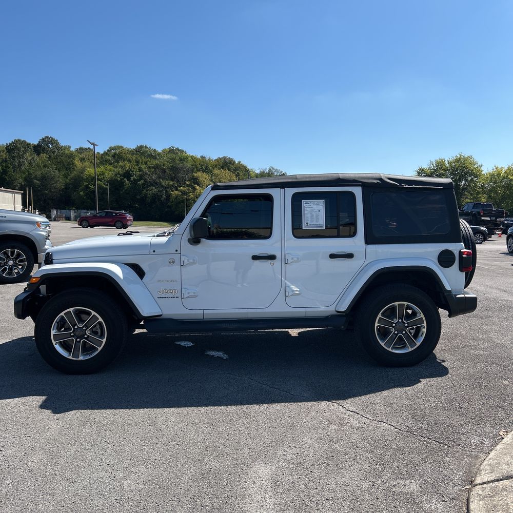 2023 Jeep Wrangler Sahara