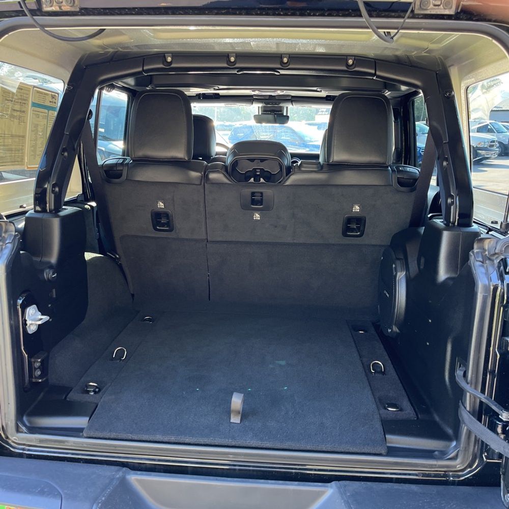 2022 Jeep Wrangler Unltd Rubicon 392