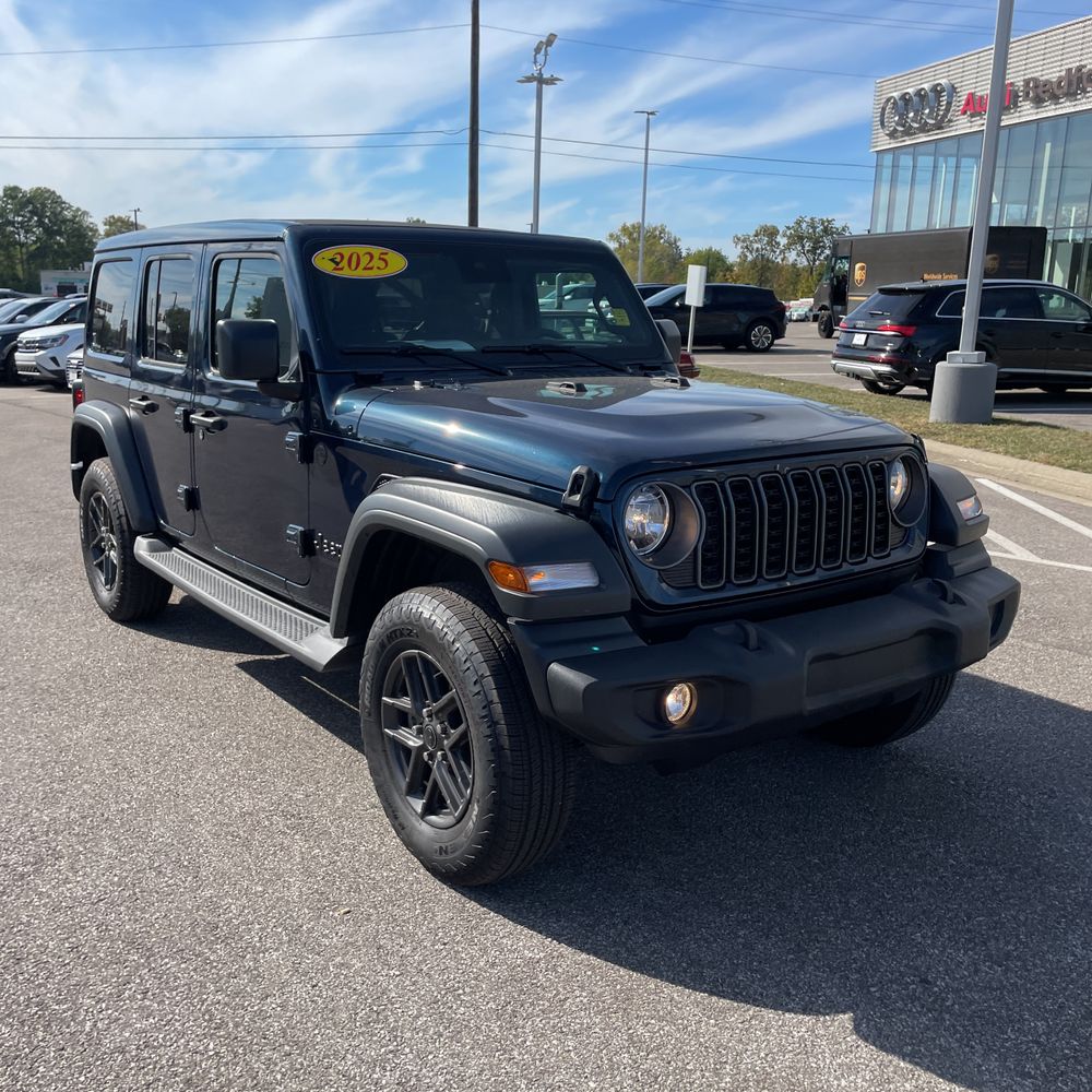 2025 Jeep Wrangler Sport S