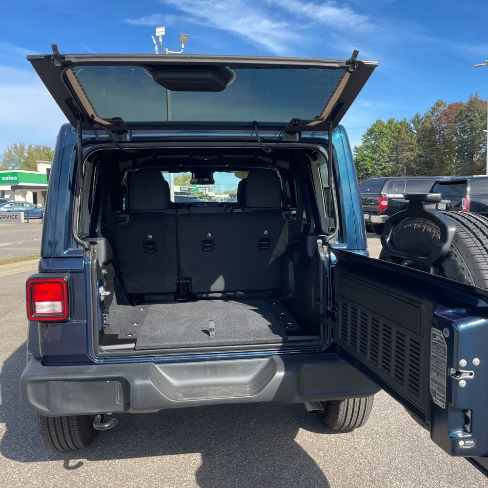 2025 Jeep Wrangler Sport S