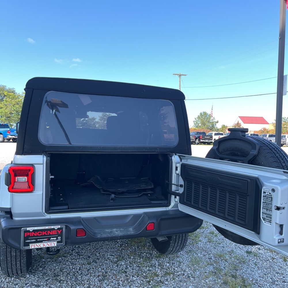 2024 Jeep Wrangler Sahara