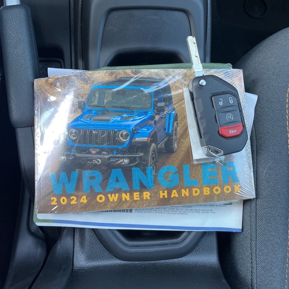 2024 Jeep Wrangler Sahara