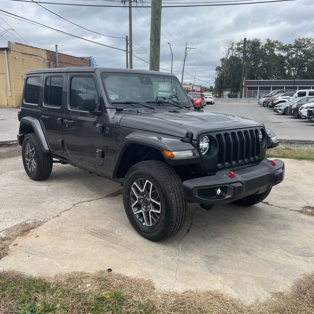 2025 Jeep Wrangler Sahara