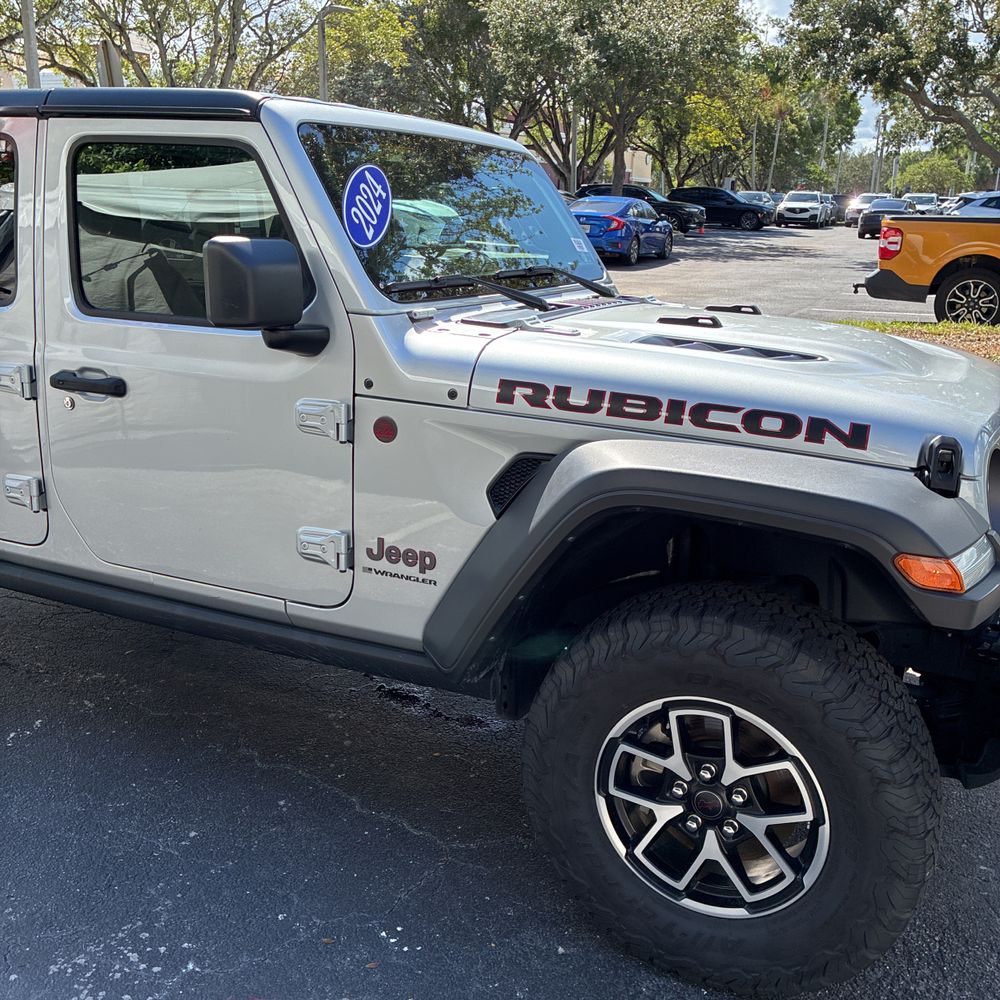 2024 Jeep Wrangler Rubicon