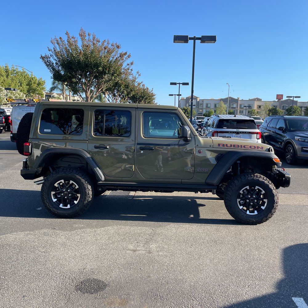 2025 Jeep Wrangler Rubicon