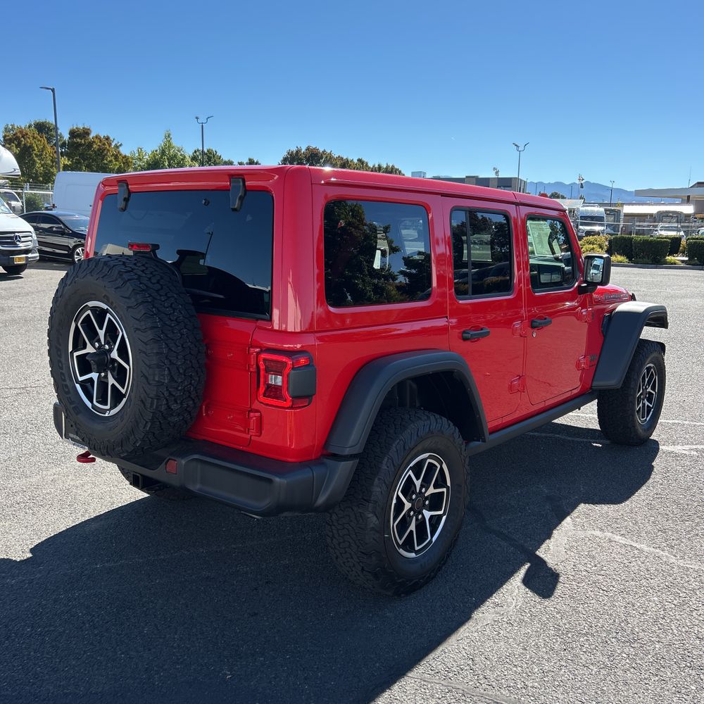 2025 Jeep Wrangler Rubicon