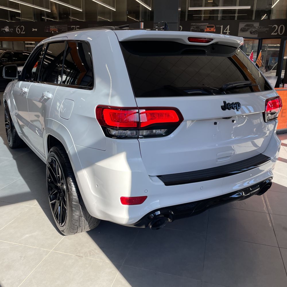 2020 Jeep Grand Cherokee SRT