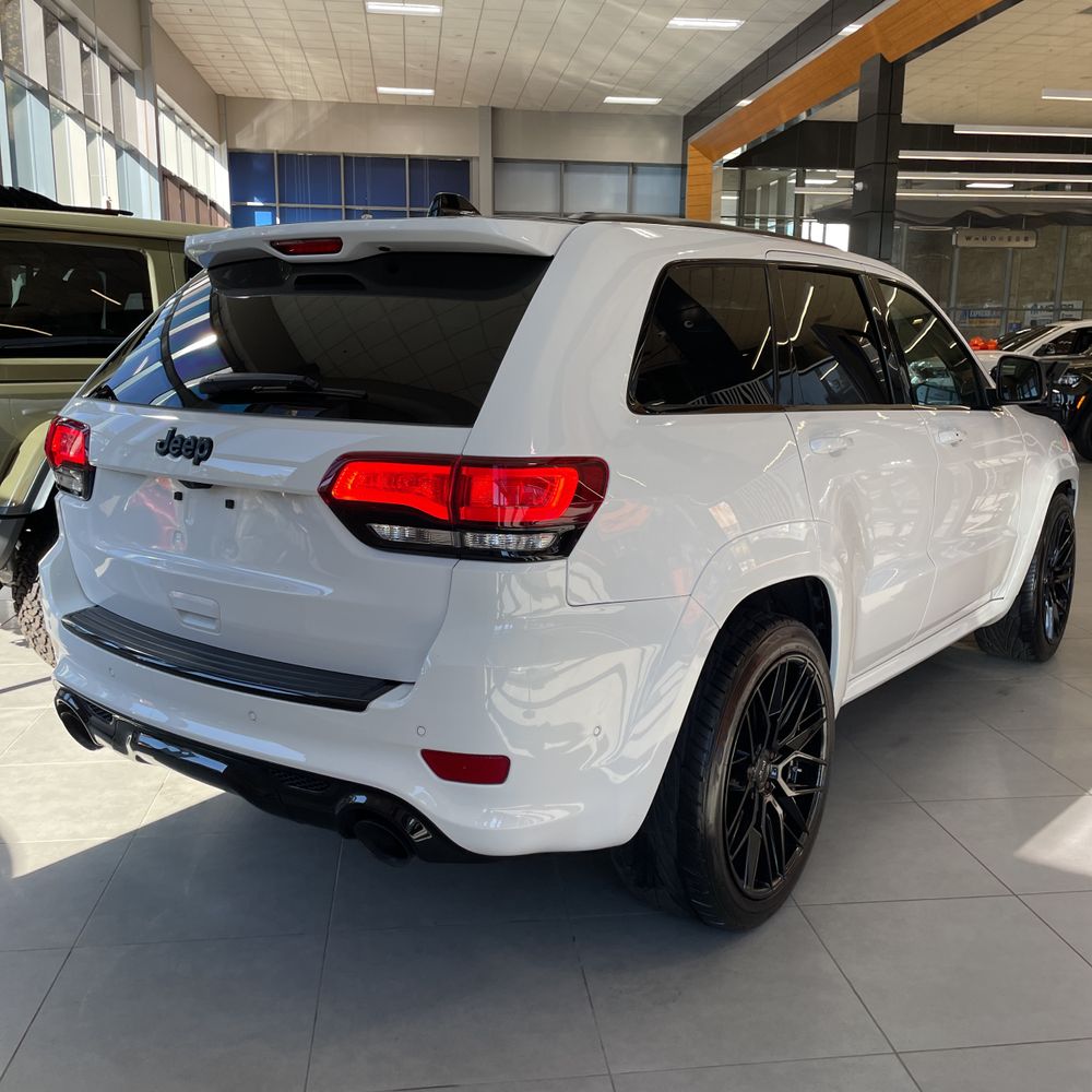 2020 Jeep Grand Cherokee SRT